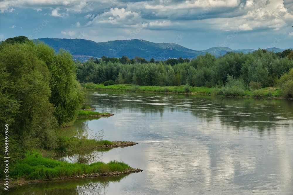 Die Weser bei Rinteln in Niedersachsen Die Weser bei Rinteln in Niedersachsen