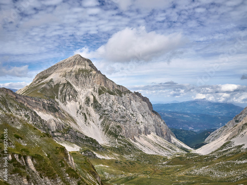 Parco Nazionale del Gran Sasso: escursione al Pizzo Cefalone 2533 metri  - Pizzo Intermesoli photo