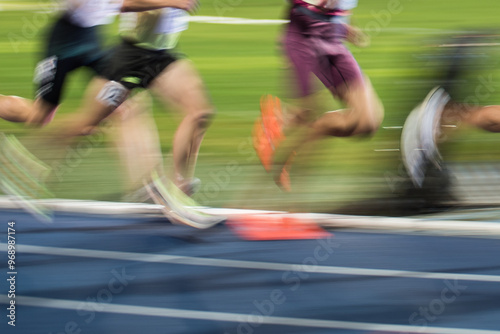 runners on track