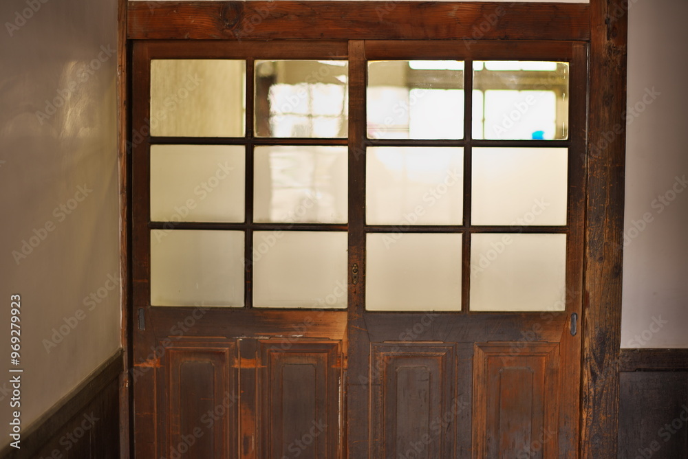 Obraz premium 岡山県の旧遷喬尋常小学校にて