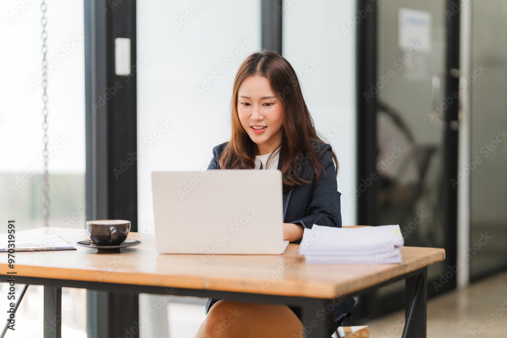 Focused Professional Achieves Breakthrough on Laptop Project Focused Professional Achieves Breakthrough on Laptop Project