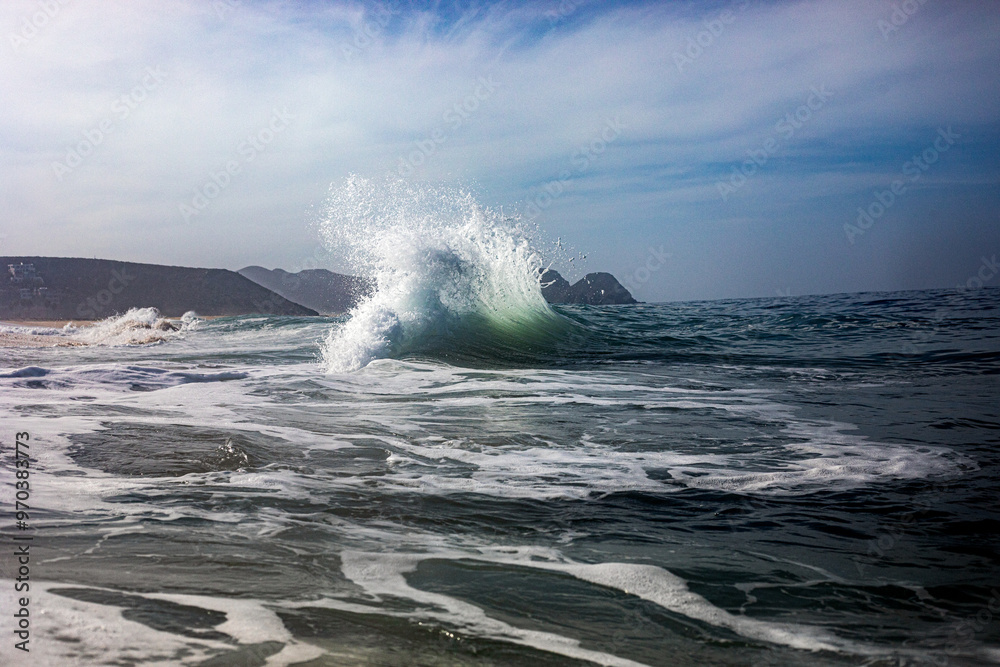 Fototapeta premium Backwash Wave Collision in Todos Santos