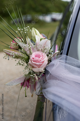 Décoration florale rétroviseur de voiture, décoration de mariage