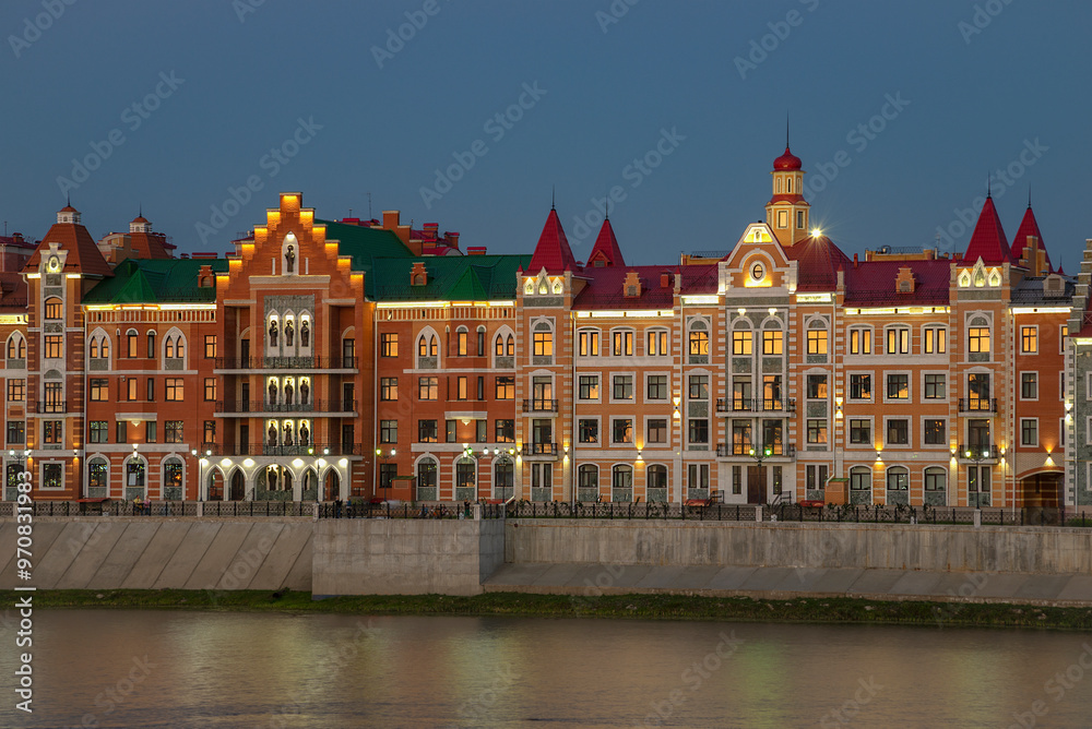Obraz premium A fragment of the Brugge embankment on a summer evening in Yoshkar-Ola. Republic of Mari El