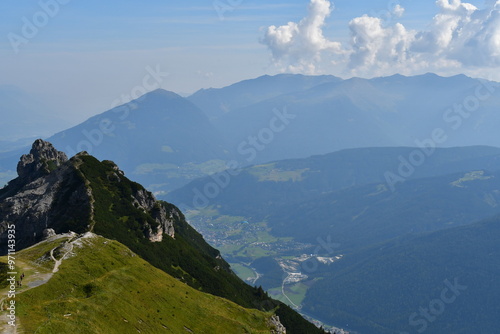 Obraz na płótnie Schöne Landschaft im Stubaital in Tirol w salonie