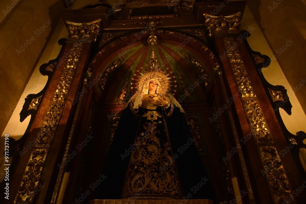 Φωτογραφία 18th century vested statue of Nuestra Señora de Las Lágrimas, Our Lady of Tears,