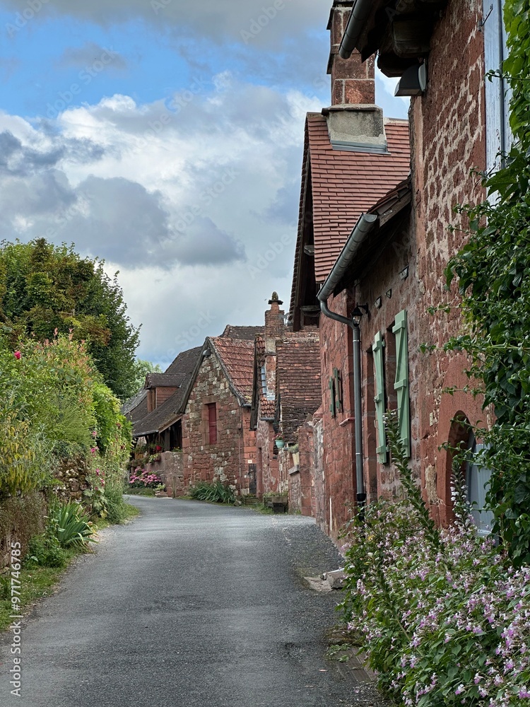 Dans les rues de Collonges-la-rouge