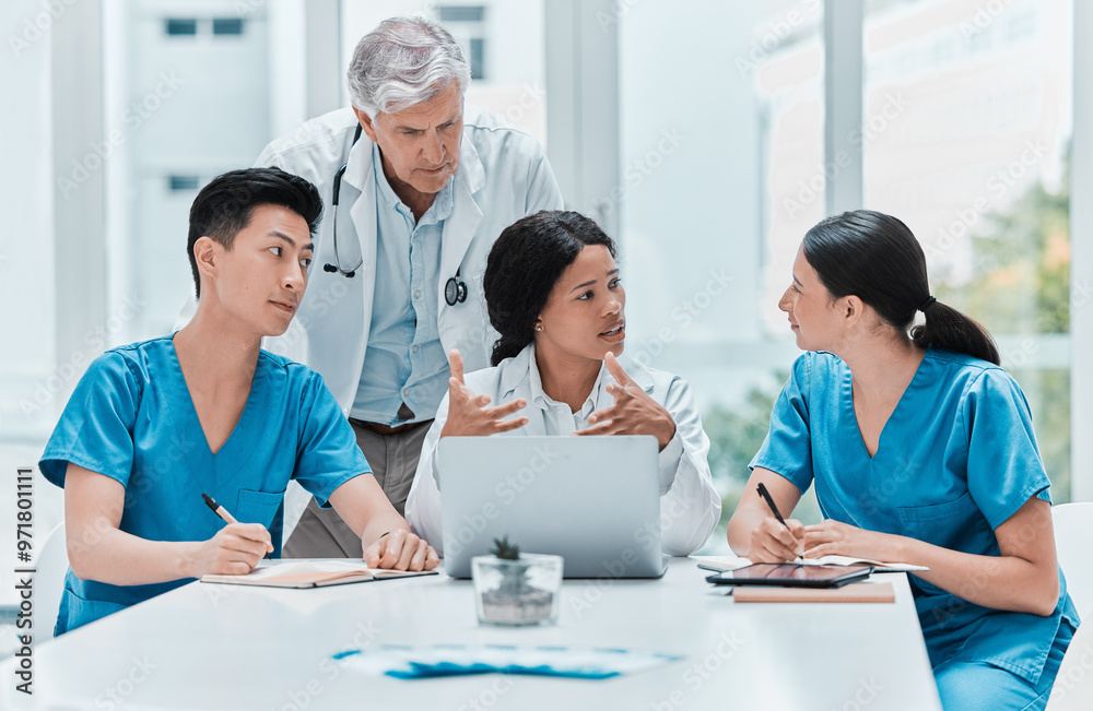 © CourtH/peopleimages.com - Medical team, laptop and doctors planning in meeting for healthcare discussion, problem solving or help. Computer, clinic and group of nurses and mature mentor with solution, idea or training interns © CourtH/peopleimages.com - Medical team, laptop and doctors planning in meeting for healthcare discussion, problem solving or help. Computer, clinic and group of nurses and mature mentor with solution, idea or training interns