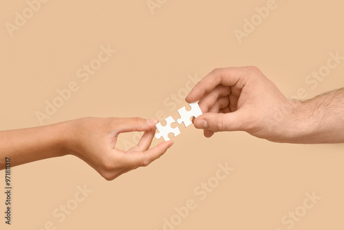 Hands of loving young coupl...