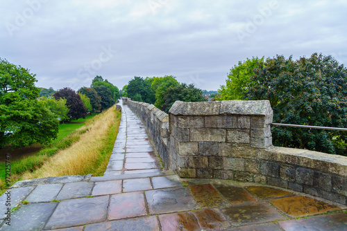 Obraz na płótnie City wall walk promenade, in York w salonie