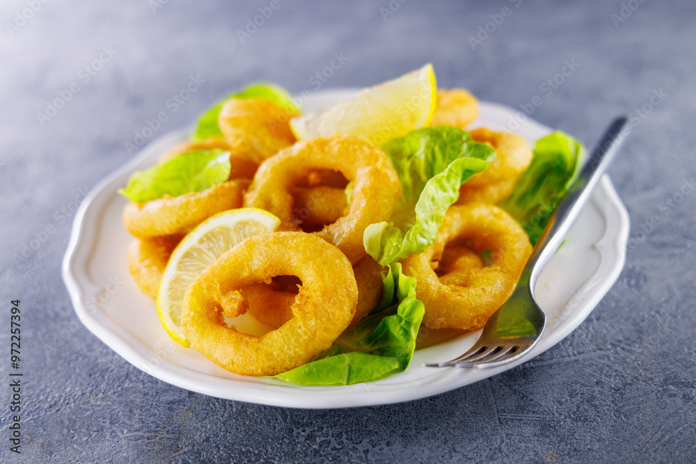 Crispy Fried Calamari Rings with Lemon – Mediterranean Appetizer Crispy Fried Calamari Rings with Lemon – Mediterranean Appetizer