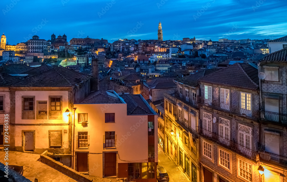 Obraz premium Evening Skyline of Porto with Clerigos Tower in View