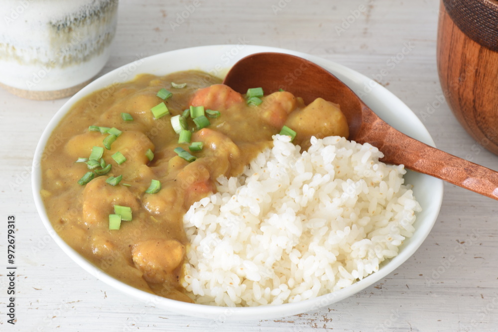Kare Raisu (Homemade Japanese Curry Rice) is a traditional delicious stew of meat and vegetables served with rice. Kare Raisu (Homemade Japanese Curry Rice) is a traditional delicious stew of meat and vegetables served with rice.