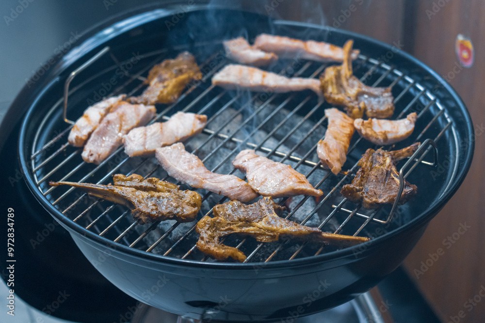 Charred Grilled Ribs with Juicy Meat Charred Grilled Ribs with Juicy Meat