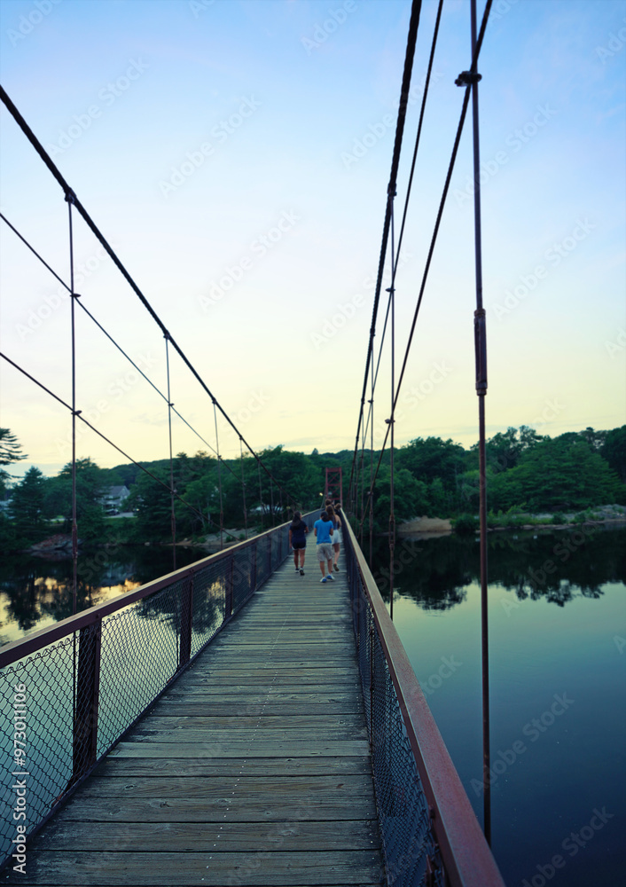 Obraz premium The Swinging Bridge over the Androscoggin River in Brunswick Maine