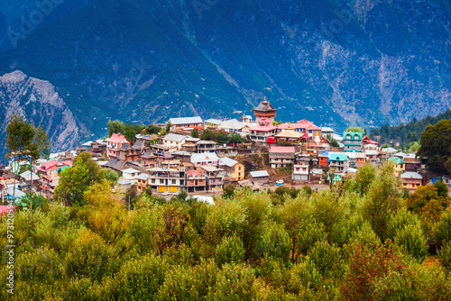 Obraz na płótnie Kalpa town aerial panoramic view, India w salonie