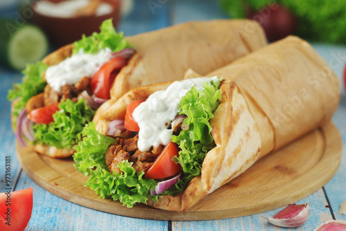 Photos A traditional dish of Greece - gyros