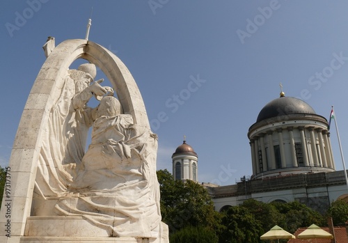 Esztergom, Ungarn photo