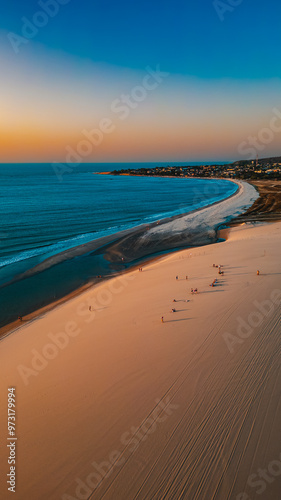 Parque Nacional Jericoacoara Jeri Ceará Natureza Dunas Paisagens Praia Areia Oceano Pôr do Sol Costeiro Tropical Ondas Nordeste Brasil Flora Lagoas Vento Surf Luz Sol Aventura Turismo Deserto Drone