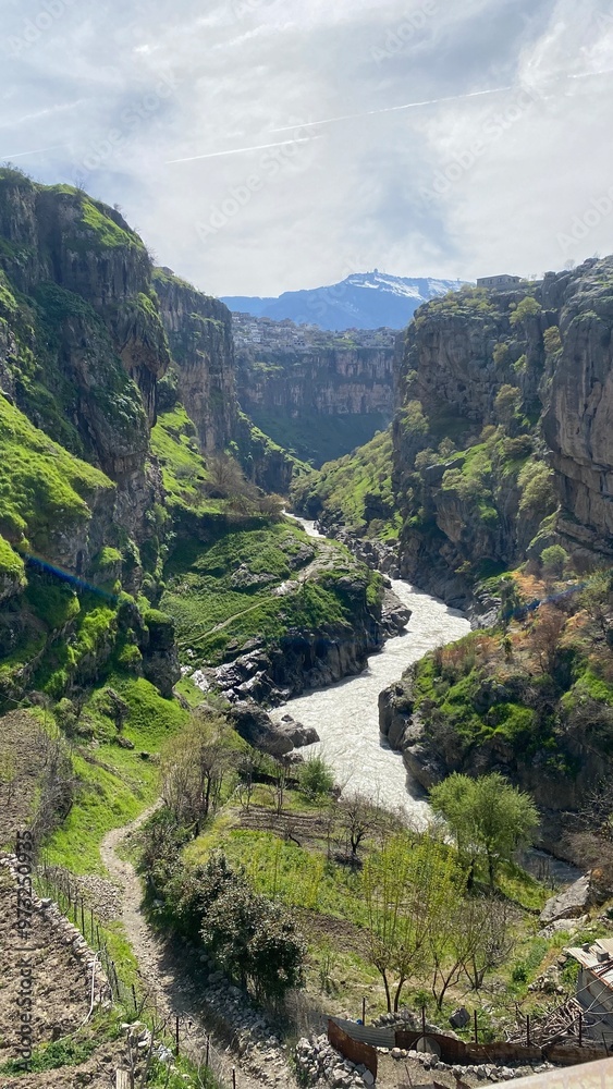 Φωτογραφία Stunning photos capture the beauty of Iraqi Kurdistan, featuring majestic mounta