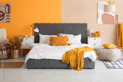 Fotografie Interior of bedroom with autumn decor