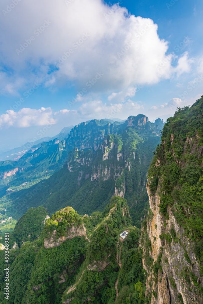 Wangmang Ridge, Taihang Mountains, Lingchuan County, Jincheng, Shanxi Wangmang Ridge, Taihang Mountains, Lingchuan County, Jincheng, Shanxi