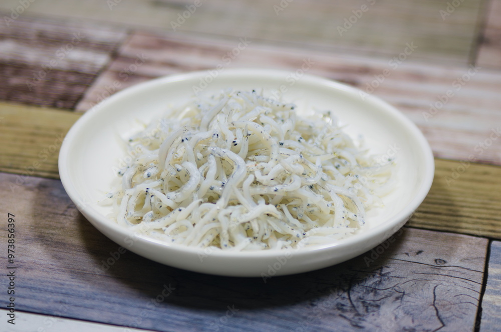 生しらす、とろける食感 (シラス(Whitebait)) 生しらす、とろける食感 (シラス(Whitebait))