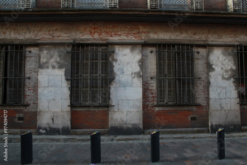 old abandoned building