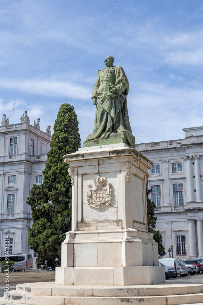 Fototapeta premium Ajuda National Palace Statue of King Dom Carlos I