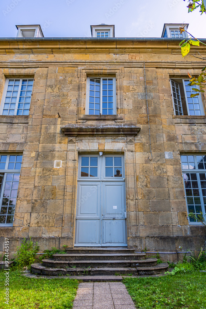Naklejka premium Dans les rues de Vézelay