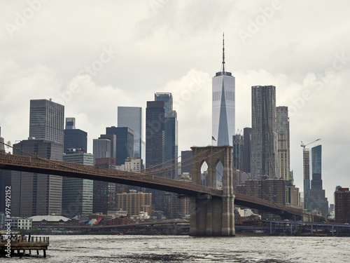 Brooklyn Bridge, connects the boroughs of Manhattan and Brooklyn in New York City. It is a historic symbol of New York and a fundamental part of the city, as it crosses the East River connecting Manha
