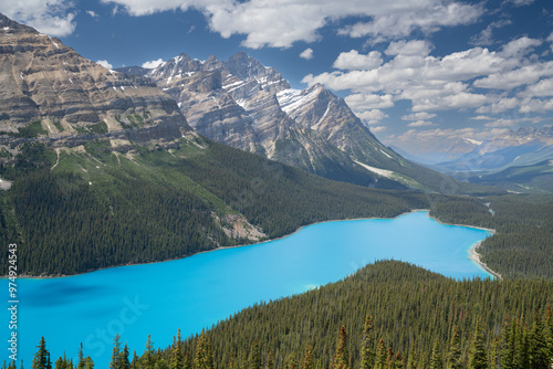 Fototapeta Naklejka Na Ścianę i Meble -  Beautiful Peyto Lake, Banff National Park, Alberta, Canada