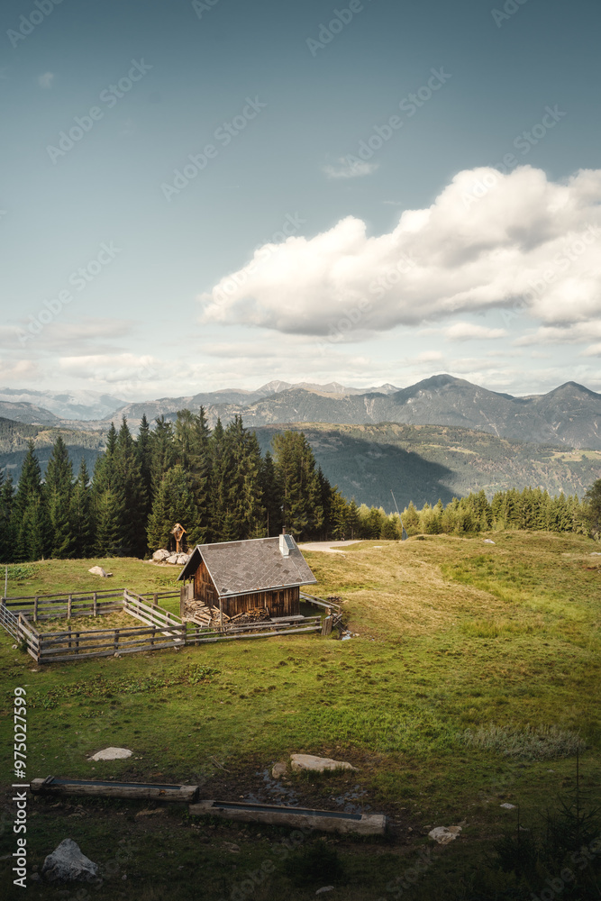 Kleine Alm in den Karnischen Alpen in Nassfeld in Kärnten Österreich Kleine Alm in den Karnischen Alpen in Nassfeld in Kärnten Österreich