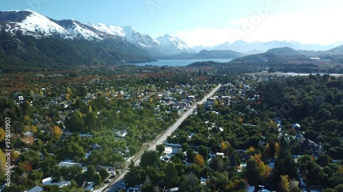 View of the city with the lake and the mountains 