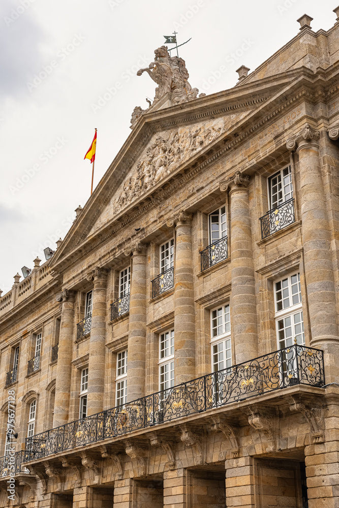 Obraz premium Headquarters building of the city council of Santiago de Compostela in the Plaza del Obradoiro, Galicia.