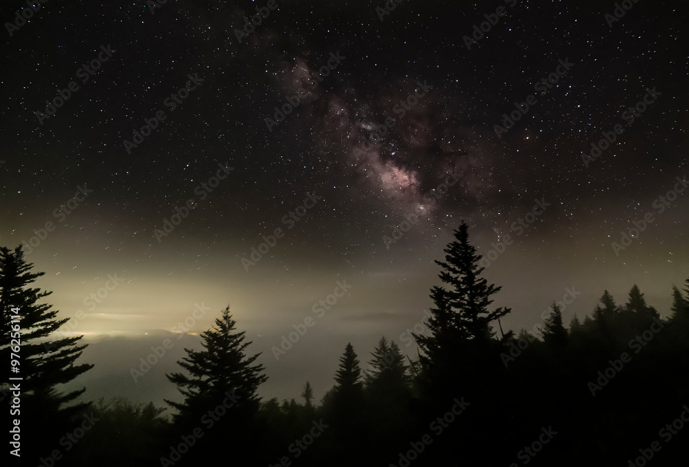 Fototapeta premium Clingman's Dome Milky Way through the clouds and fog