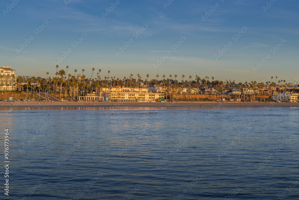 Fototapeta premium An overlooking landscape view of Oceanside, California