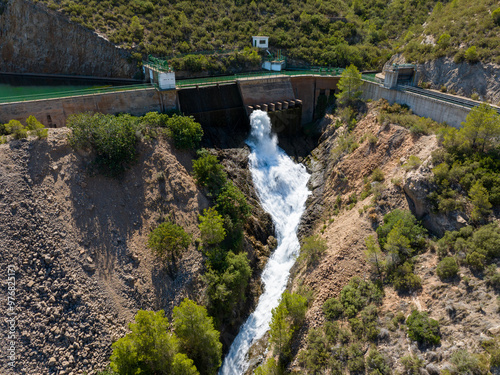 Cascada y Presa de Domeno en Calles Valencia photo