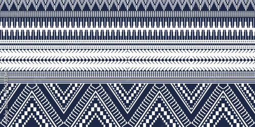 Geometric ethnic pattern, seamless pattern of the Navajo tribe. Native American. Seamless vector pattern, seamless Mexican rug, woven carpet. Folk embroidery, Bohemian, Aztec style.