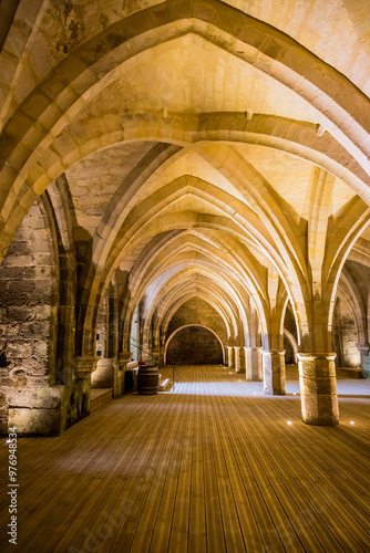 Intérieur de l' Abbaye Saint-Jean-des-Vignes à Soissons photo