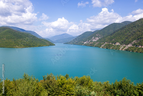 Georgien Schinwali Stausee im Sommer photo