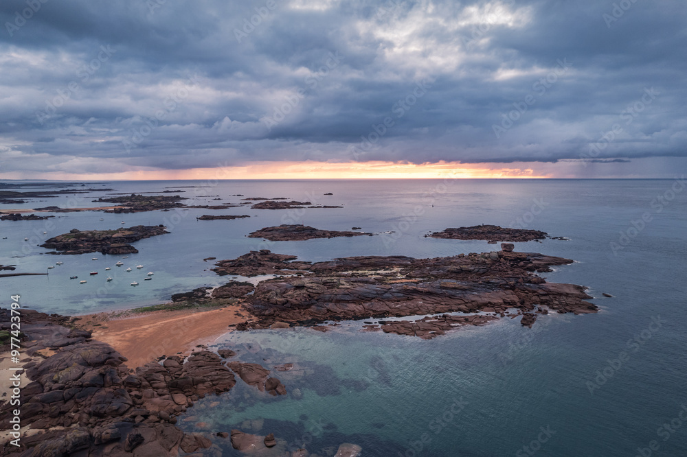 Fototapeta premium Natural landscape of the rocky beach and seascape along the Brittany coastline, Côte de granite rose or Pink Granite Coast in France