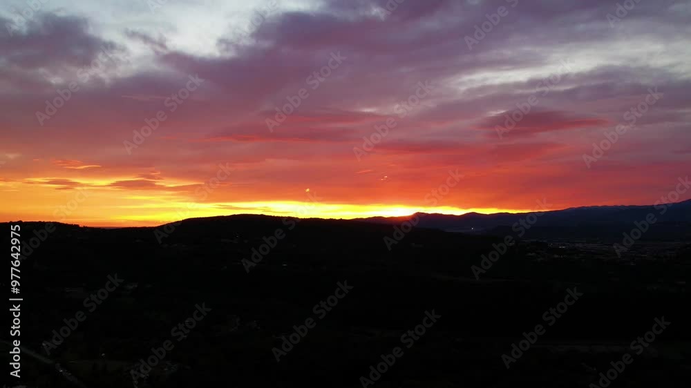Bellissimo tramonto sui colli Berici ripreso con il Drone Bellissimo tramonto sui colli Berici ripreso con il Drone