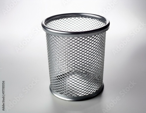 Round Silver Mesh Bin