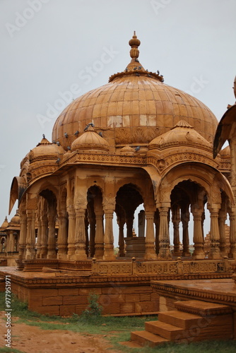 Cénotaphe Bada Bagh in Jaisalmer, India photo