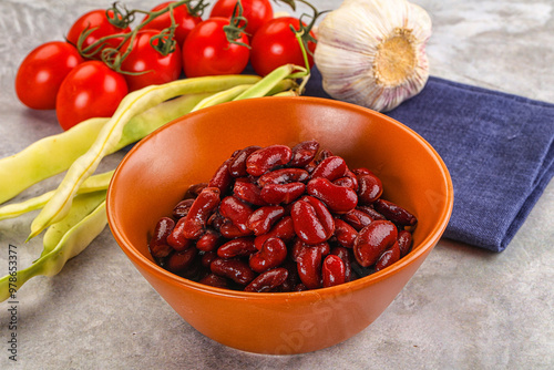 Canned red bean in the bowl