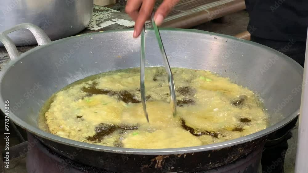 Tempe mendoan is a dish originating from the Indonesian archipelago, especially the Banyumas area, Central Java. Tempe mendoan is a dish originating from the Indonesian archipelago, especially the Banyumas area, Central Java.