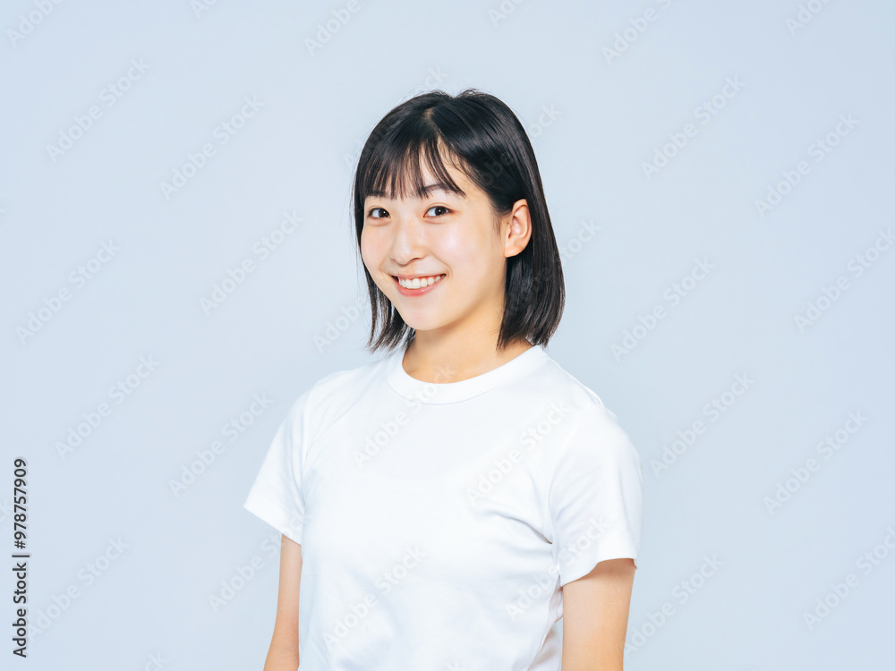 カジュアルな女の子 カジュアルな女の子