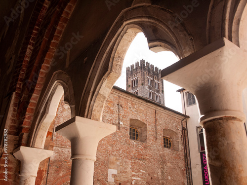 Italia, Toscana, la città di Lucca. Chiostro di San Frediano. photo