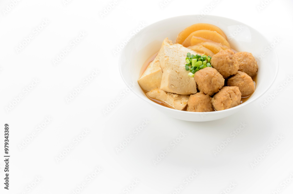 豆腐と鶏団子の煮物